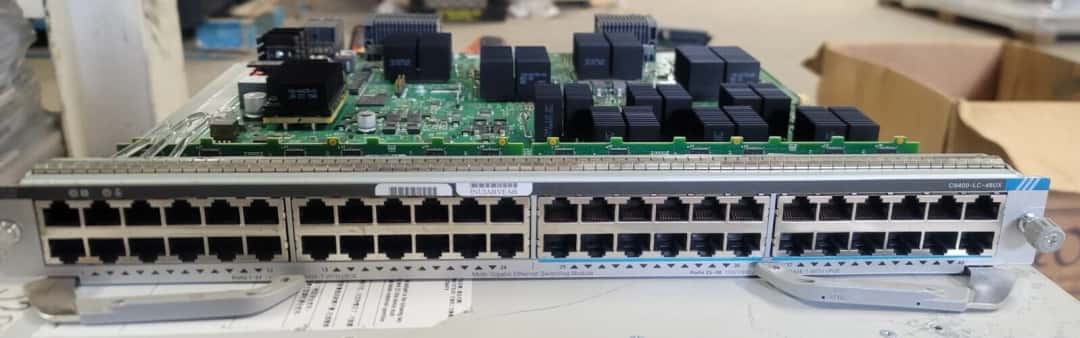 Cisco C9400-LC-48UX,$@54;L=0O$;<=5==0O$:4DB0 Catalyst 9400