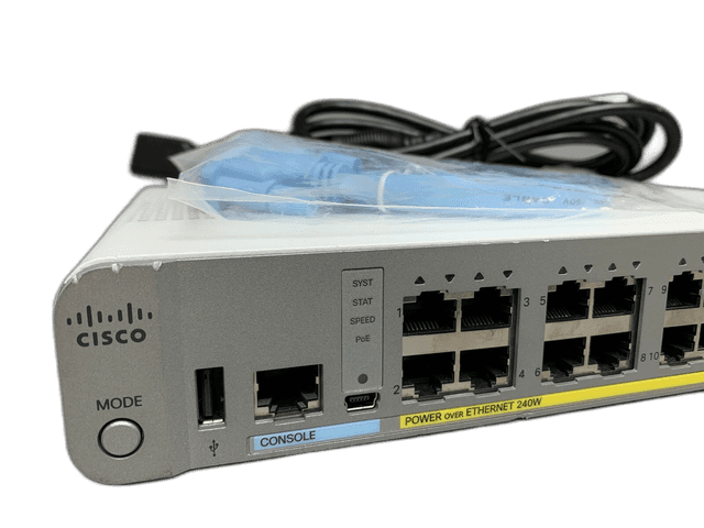 Коммутатор Cisco WS-C3560CX-12PC-S, 12 портов