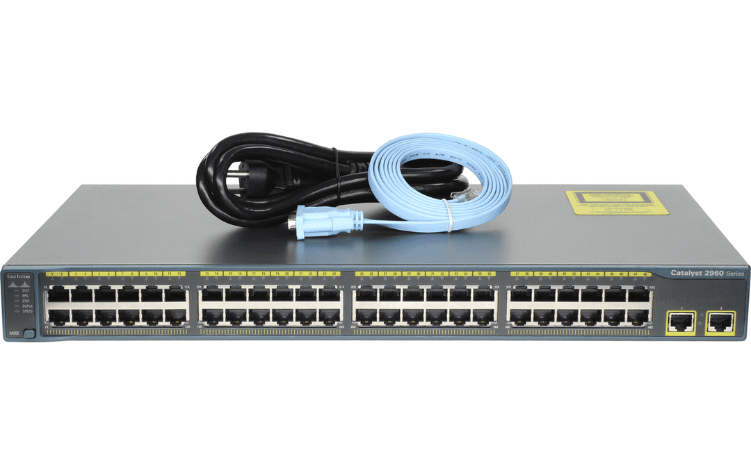 Коммутатор Cisco Catalyst WS-C2960-48TT-L с 48 портами 10/100 и 2 Gigabit uplink